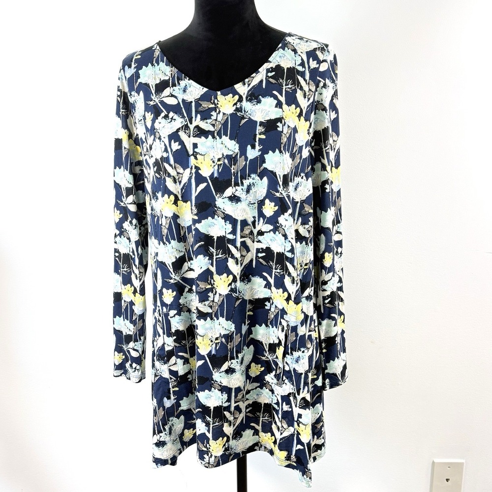 J Jill Top women's Large Blue White Tunic Long Sleeves Floral V-Neck NWOT